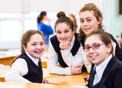 راهنمای کامل تحصیل در دبیرستان های کانادا برای دانش آموزان بین المللی راهنمای کامل تحصیل در دبیرستان های کانادا برای دانش آموزان بین المللی